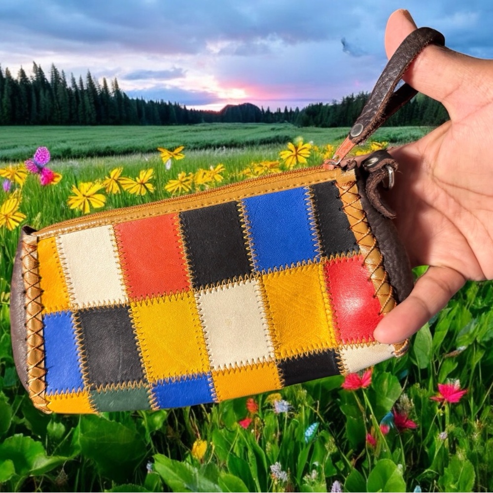 VTG Colorful Patchwork Leather Wristlet wallet